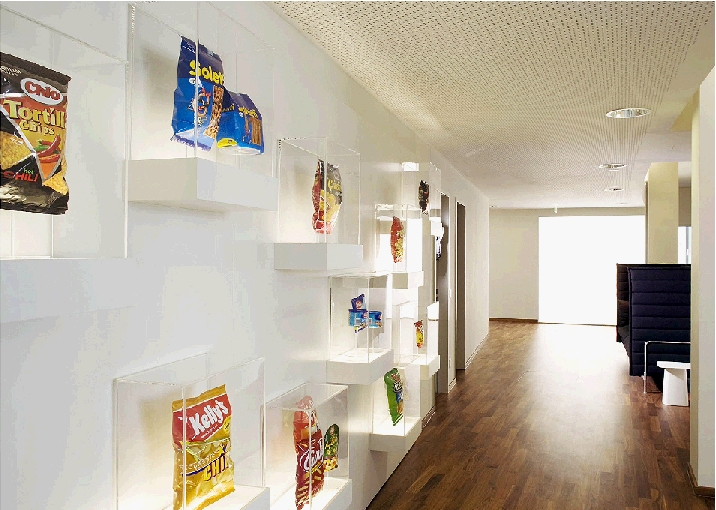 Intersnack02